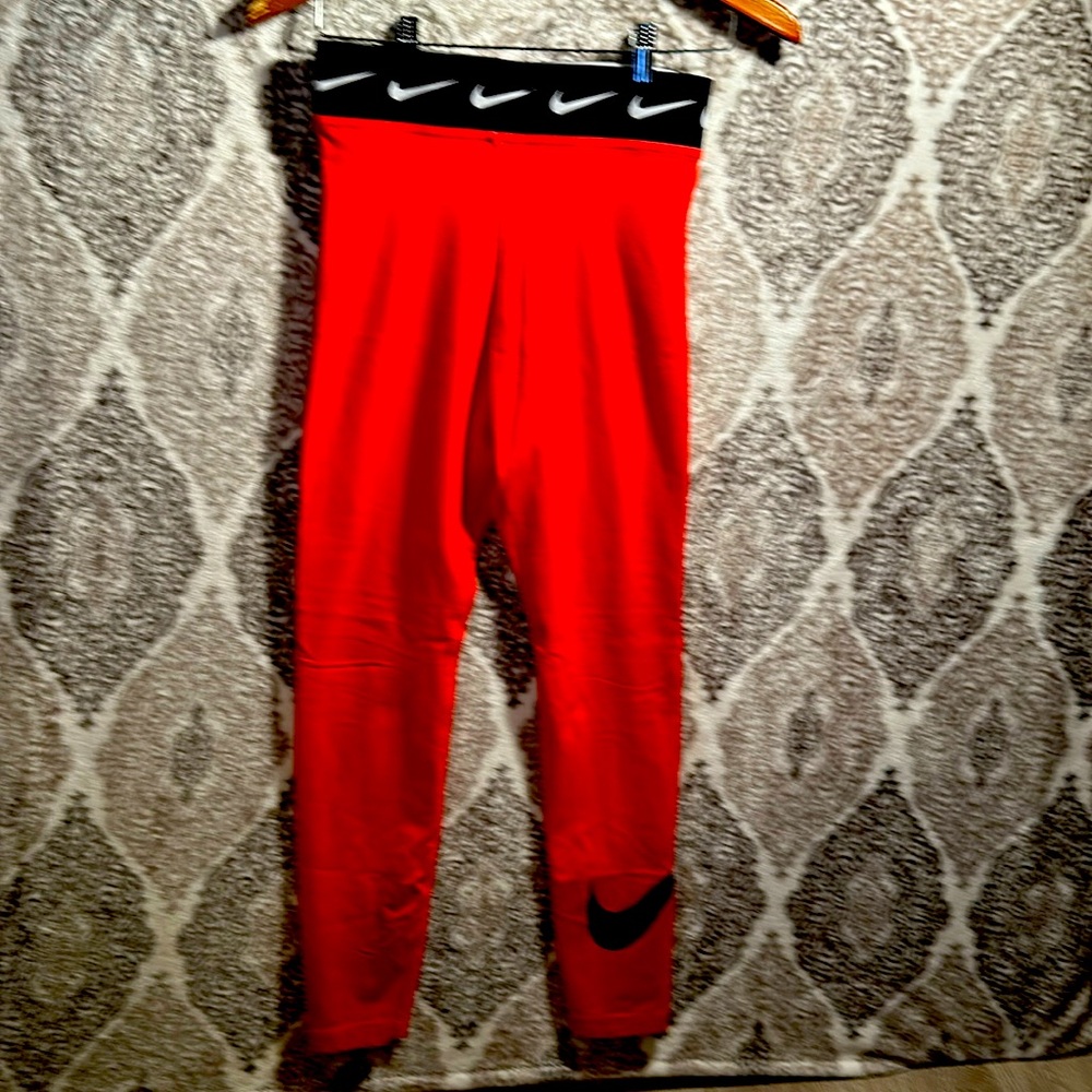 Nike Size M Black and Orange HIgh Waisted Leggings